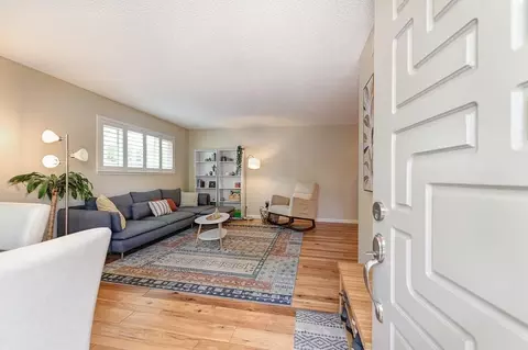 273 Sharp Cir #4, Roseville, CA 95678