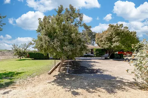3624 Beckwith Rd, Modesto, CA 95358 photo 3