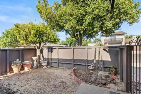 300 Avila Ct, Modesto, CA 95354 photo 6