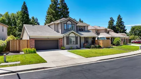 Exterior - 559 Glenbriar Cir, Tracy, CA 95377 photo 4 of 16