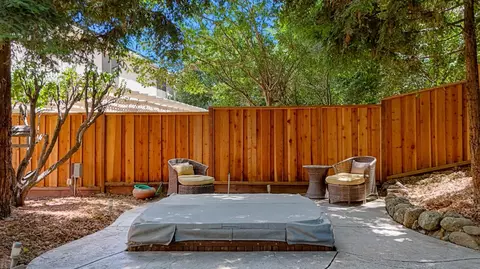 Exterior - 559 Glenbriar Cir, Tracy, CA 95377 photo 14 of 16