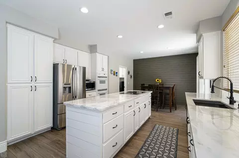 Kitchen - 559 Glenbriar Cir, Tracy, CA 95377 photo 1 of 5