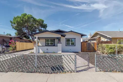 719 3rd St, Modesto, CA 95351 photo 2