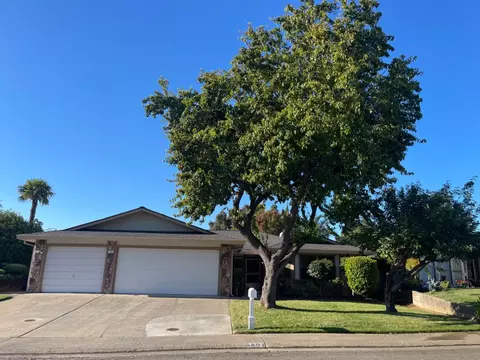 5901 Adana Cir, Carmichael, CA 95608 photo 1