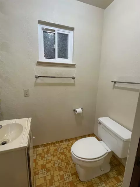 5901 Adana Cir, Carmichael, CA 95608 photo 14