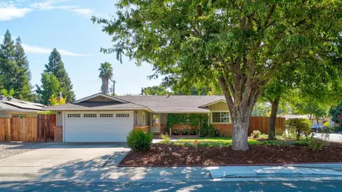 1700 Manzanita, Davis, CA 95618 photo 1