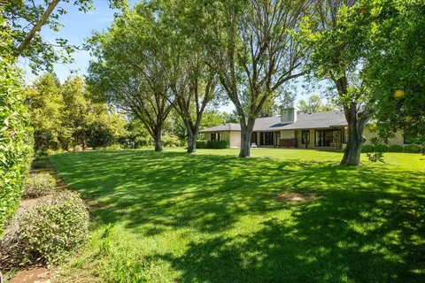 991 Washington St, Willows, CA 95988 photo 4