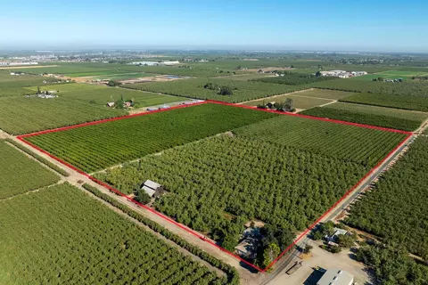 5201 N Tully Rd, Turlock, CA 95382 photo 1