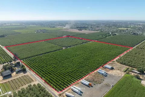 5201 N Tully Rd, Turlock, CA 95382 photo 6