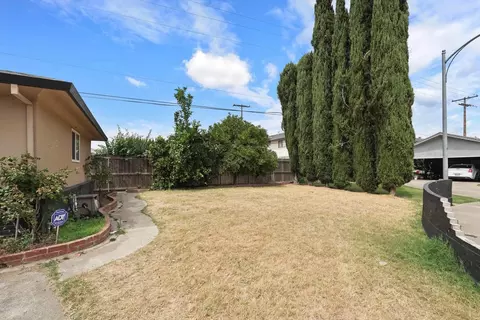 818 Kimberly Dr, Lodi, CA 95240 photo 5