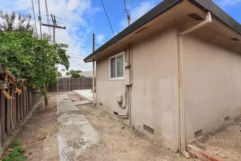 818 Kimberly Dr, Lodi, CA 95240 photo 24