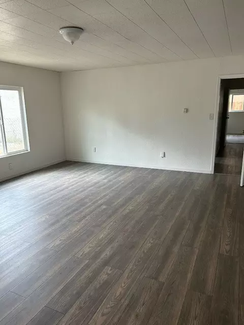 Living - 849 W Lombardo Ave, Modesto, CA 95351 photo 1 of 2
