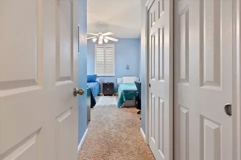 Entry Way - 1725 Cocomo Pl, Manteca, CA 95337 photo 4 of 10