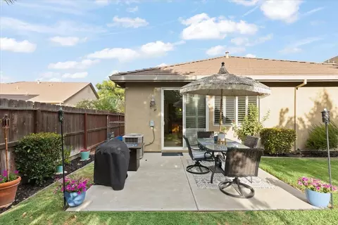 Exterior - 1725 Cocomo Pl, Manteca, CA 95337 photo 6 of 6