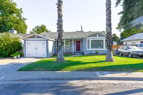Exterior - 262 E 23rd St, Merced, CA 95340 photo 13 of 14