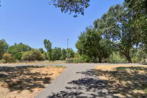 Exterior - 2324 Shenandoah Pl, Davis, CA 95616 photo 43 of 47