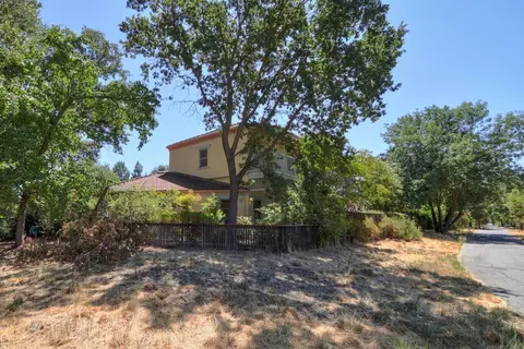 Exterior - 2324 Shenandoah Pl, Davis, CA 95616 photo 45 of 47