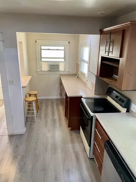 Kitchen - 313 E St, Waterford, CA 95386 photo 3 of 4