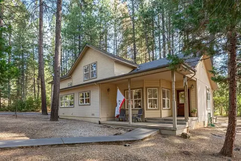 848 Nevada St, Nevada City, CA 95959