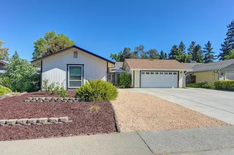 420 Dawnridge Rd, Roseville, CA 95678