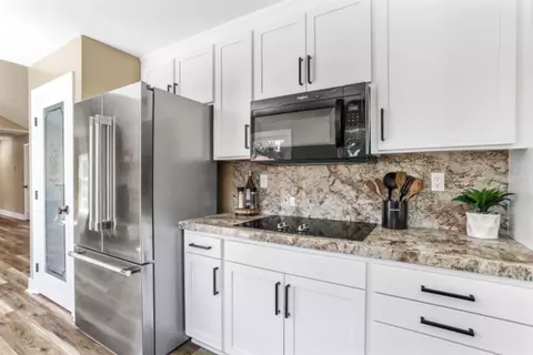 Kitchen - 34776 Brichetto Ct, Tracy, CA 95377 photo 6 of 6