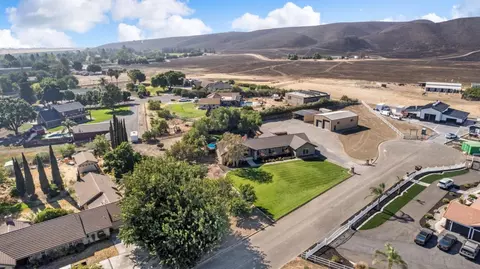 View/Area - 34776 Brichetto Ct, Tracy, CA 95377 photo 6 of 13