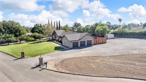 View/Area - 34776 Brichetto Ct, Tracy, CA 95377 photo 10 of 13