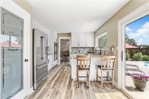 Kitchen - 34776 Brichetto Ct, Tracy, CA 95377 photo 2 of 6