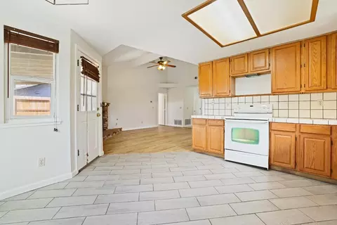 Kitchen - 2308 Quail Meadow Dr, Modesto, CA 95355 photo 5 of 5
