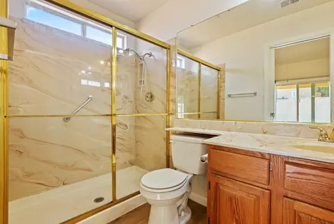 Bath - 2308 Quail Meadow Dr, Modesto, CA 95355 photo 3 of 3