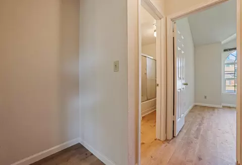 Entry Way - 2308 Quail Meadow Dr, Modesto, CA 95355 photo 4 of 8