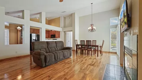 1109 Copper Lantern Ct, Modesto, CA 95355 photo 9