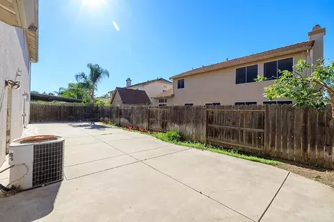 Exterior - 3668 Valley Oak Dr, Ceres, CA 95307 photo 8 of 12