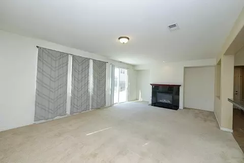 Living - 3668 Valley Oak Dr, Ceres, CA 95307 photo 6 of 15
