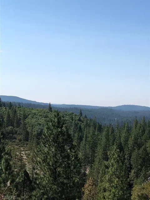 15803 Mountain View Dr, Nevada City, CA 95959