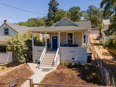 108 Broadway, Jackson, CA 95642 photo 1