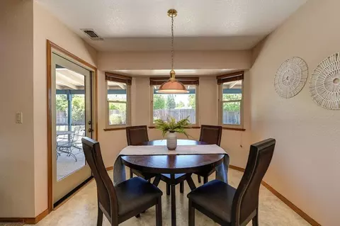 5620 Freeman Dr, Rocklin, CA 95677 photo 18