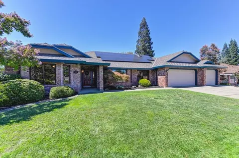 5620 Freeman Dr, Rocklin, CA 95677 photo 3