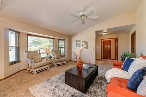 5620 Freeman Dr, Rocklin, CA 95677 photo 10