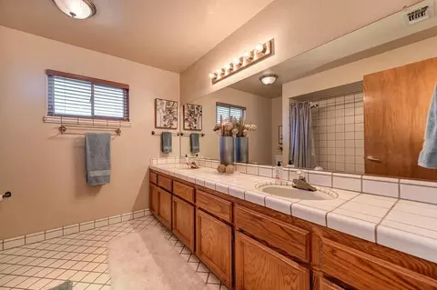 5620 Freeman Dr, Rocklin, CA 95677 photo 29