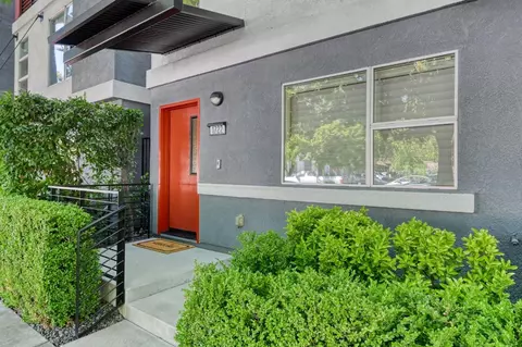 1722 7th St, Sacramento, CA 95811