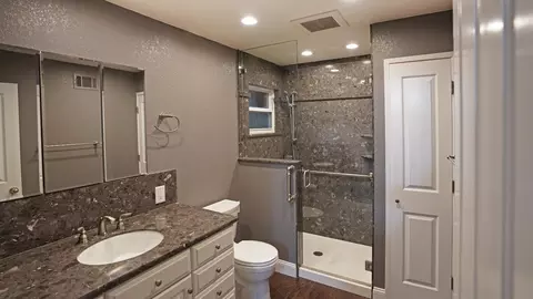 Bath - 2224 Jackson St, Lodi, CA 95242 photo 1 of 2
