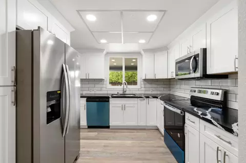 3631 Walnut Ave, Carmichael, CA 95608 photo 13