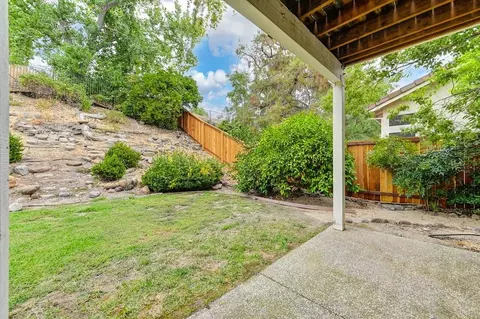 Exterior - 5220 Windham Way, Rocklin, CA 95765 photo 4 of 12