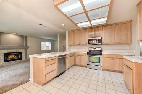 Kitchen - 5220 Windham Way, Rocklin, CA 95765 photo 1 of 5