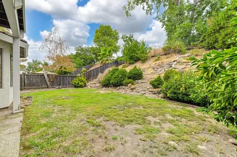 Exterior - 5220 Windham Way, Rocklin, CA 95765 photo 5 of 12