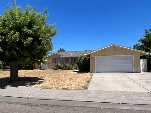950 E Yorkshire Dr, Stockton, CA 95207 photo 1