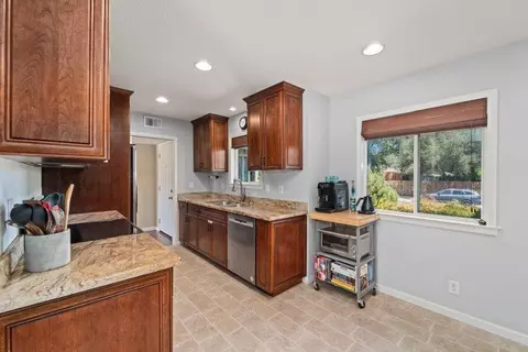 Kitchen - 4607 Charleston Dr, Carmichael, CA 95608 photo 1 of 4