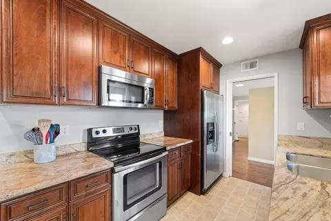 Kitchen - 4607 Charleston Dr, Carmichael, CA 95608 photo 2 of 4