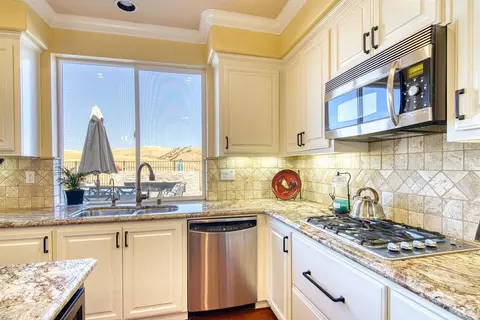 20901 Valley View Pl, Patterson, CA 95363 photo 12
